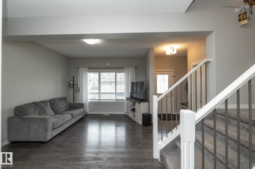 17147 49 Street, Edmonton, AB - Indoor