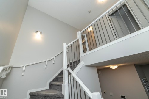 17147 49 Street, Edmonton, AB - Indoor Photo Showing Other Room