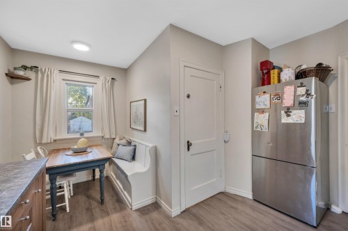 11109 81 Avenue, Edmonton, AB - Indoor