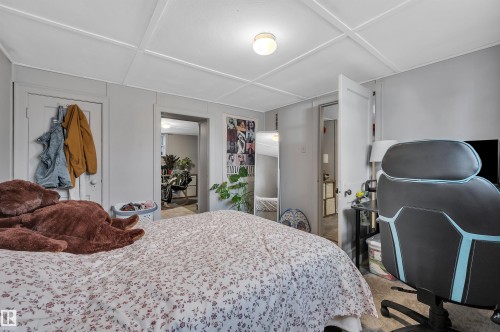 11109 81 Avenue, Edmonton, AB - Indoor Photo Showing Bedroom