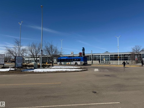 View of asphalt street with street lights and curbs - 411 4316 139 Avenue, Edmonton, AB - Outdoor