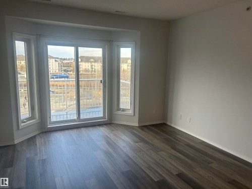 411 4316 139 Avenue, Edmonton, AB - Indoor Photo Showing Other Room