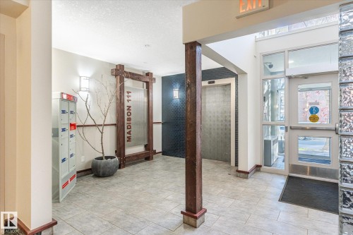 303 9910 111 Street, Edmonton, AB - Indoor Photo Showing Other Room