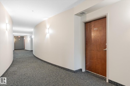 303 9910 111 Street, Edmonton, AB - Indoor Photo Showing Other Room