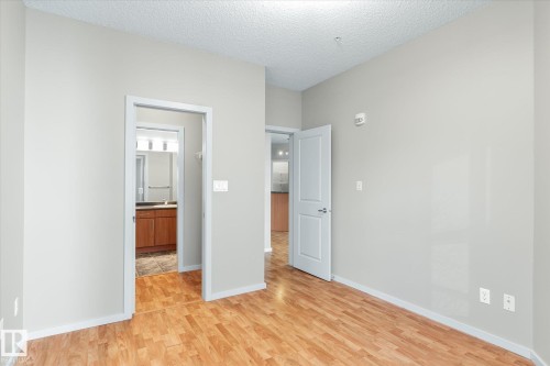 303 9910 111 Street, Edmonton, AB - Indoor Photo Showing Other Room