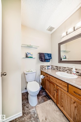 117 15503 106 Street, Edmonton, AB - Indoor Photo Showing Bathroom