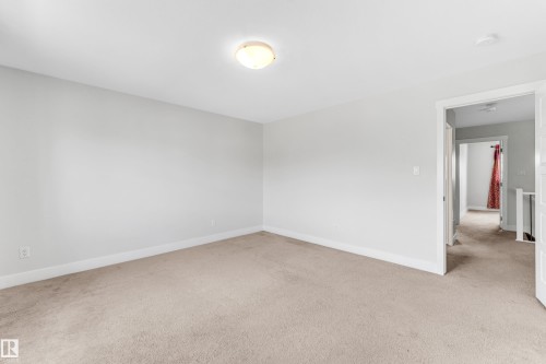 1544 21 Street, Edmonton, AB - Indoor Photo Showing Other Room