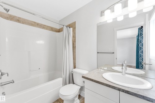 1544 21 Street, Edmonton, AB - Indoor Photo Showing Bathroom
