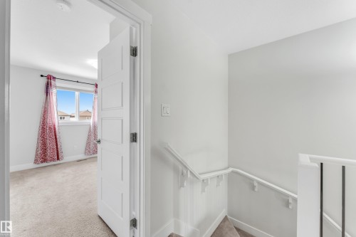 1544 21 Street, Edmonton, AB - Indoor Photo Showing Other Room