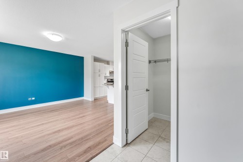 1544 21 Street, Edmonton, AB - Indoor Photo Showing Other Room