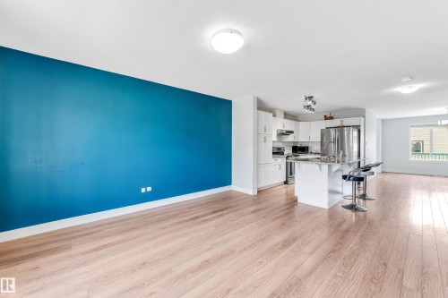 1544 21 Street, Edmonton, AB - Indoor