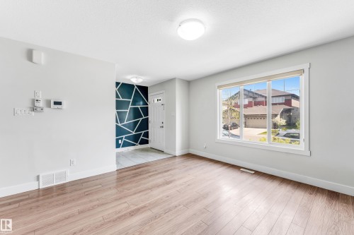 1544 21 Street, Edmonton, AB - Indoor