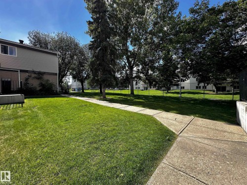 858 Erin Place, Edmonton, AB - Outdoor