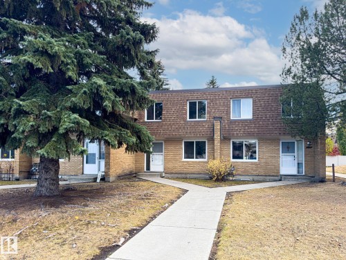 137 LONDONDERRY SQUARE  Edmonton, AB T5C 3C4