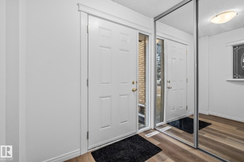 137 Londonderry Square, Edmonton, AB - Indoor Photo Showing Other Room