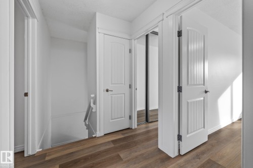137 Londonderry Square, Edmonton, AB - Indoor Photo Showing Other Room
