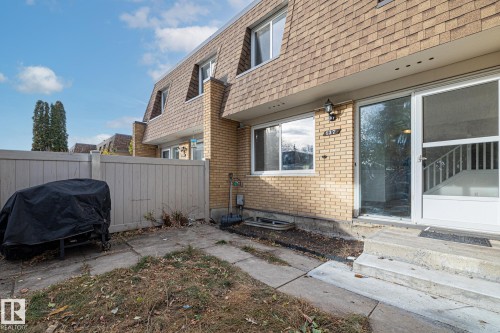 137 Londonderry Square, Edmonton, AB - Outdoor