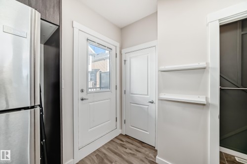 60 903 Crystallina Nera Way, Edmonton, AB - Indoor Photo Showing Other Room