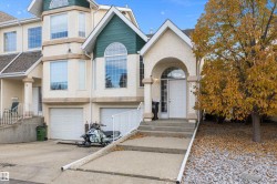 20 11717 9B Avenue  Edmonton, AB T6J 7B7