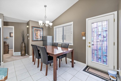 20 11717 9B Avenue, Edmonton, AB - Indoor Photo Showing Dining Room