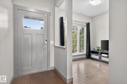 5514 Crabapple Loop, Edmonton, AB - Indoor Photo Showing Other Room