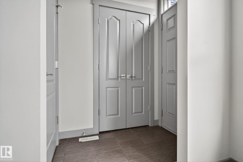 5514 Crabapple Loop, Edmonton, AB - Indoor Photo Showing Other Room