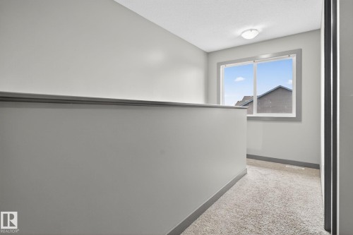 5514 Crabapple Loop, Edmonton, AB - Indoor Photo Showing Other Room