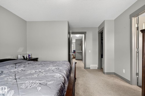 5514 Crabapple Loop, Edmonton, AB - Indoor Photo Showing Bedroom