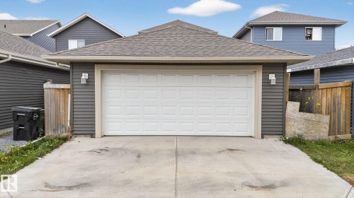 5514 Crabapple Loop, Edmonton, AB - Outdoor With Exterior
