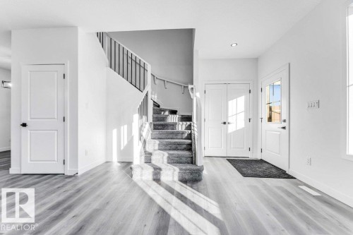 22 Westwyck Link, Spruce Grove, AB - Indoor Photo Showing Other Room