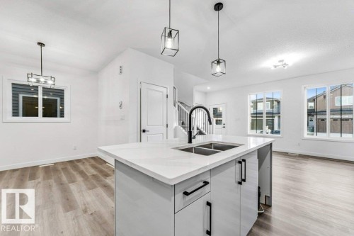 22 Westwyck Link, Spruce Grove, AB - Indoor Photo Showing Kitchen With Double Sink