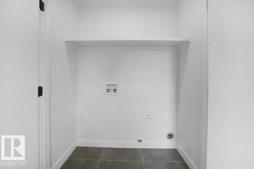 10946 62 Avenue, Edmonton, AB - Indoor Photo Showing Other Room
