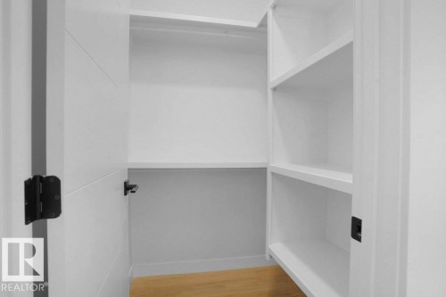 10946 62 Avenue, Edmonton, AB - Indoor Photo Showing Other Room