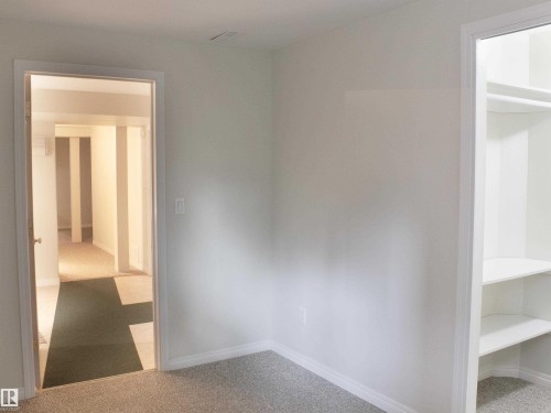 9130 77 Avenue, Edmonton, AB - Indoor Photo Showing Other Room