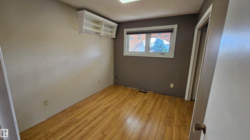 1817 65 Street, Edmonton, AB - Indoor Photo Showing Other Room