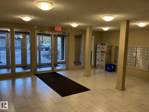 108 111 Watt Common, Edmonton, AB - Indoor Photo Showing Other Room