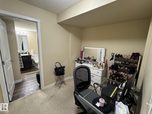 108 111 Watt Common, Edmonton, AB - Indoor Photo Showing Office