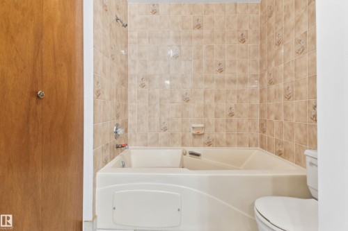 50143 Rge Rd 221, Rural Leduc County, AB - Indoor Photo Showing Bathroom