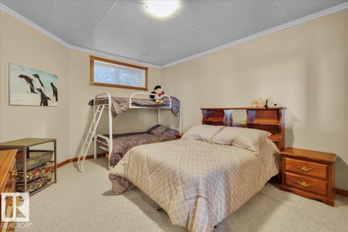 24703 Meridian Street, Edmonton, AB - Indoor Photo Showing Bedroom