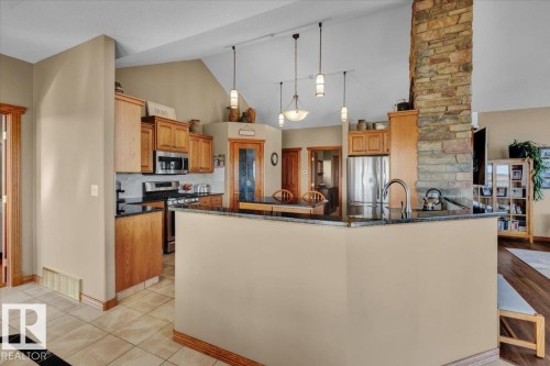 24703 Meridian Street, Edmonton, AB - Indoor Photo Showing Kitchen With Upgraded Kitchen