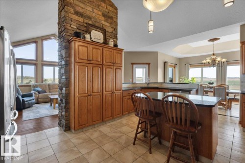 24703 Meridian Street, Edmonton, AB - Indoor Photo Showing Dining Room