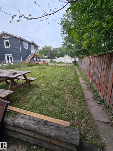 11905 70 Street, Edmonton, AB - Outdoor