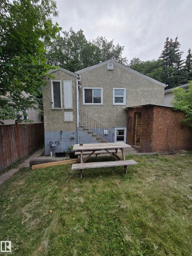 11905 70 Street, Edmonton, AB - Outdoor