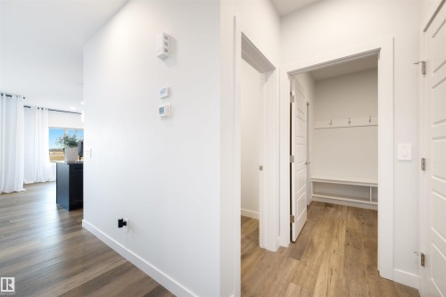 9332 183 Avenue, Edmonton, AB - Indoor Photo Showing Other Room