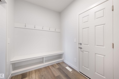 9332 183 Avenue, Edmonton, AB - Indoor Photo Showing Other Room