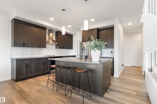 9332 183 Avenue, Edmonton, AB - Indoor Photo Showing Kitchen With Upgraded Kitchen