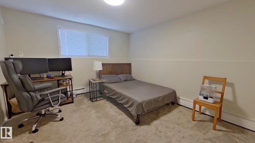 101 11455 41 Avenue Nw, Edmonton, AB - Indoor Photo Showing Bedroom