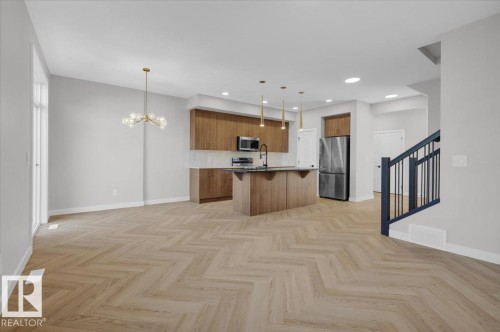 8246 Kiriak Loop, Edmonton, AB - Indoor Photo Showing Kitchen