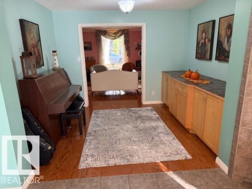 11531 78 Avenue, Edmonton, AB - Indoor Photo Showing Other Room