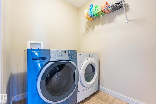 1692 Cunningham Way, Edmonton, AB - Indoor Photo Showing Laundry Room